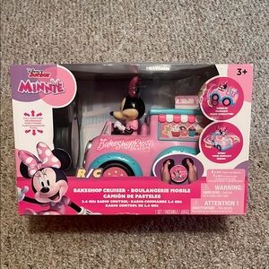 Disney Minnie Mouse Pink Bakeshop Cruiser